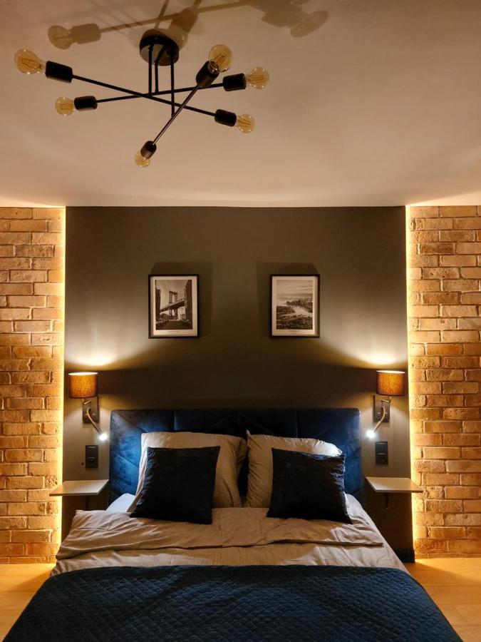 Friends House *